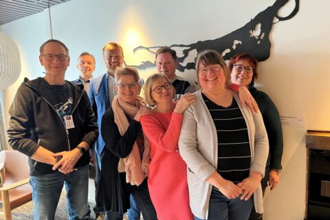 Tornion kaupungin työntekijöitä poseeraa.